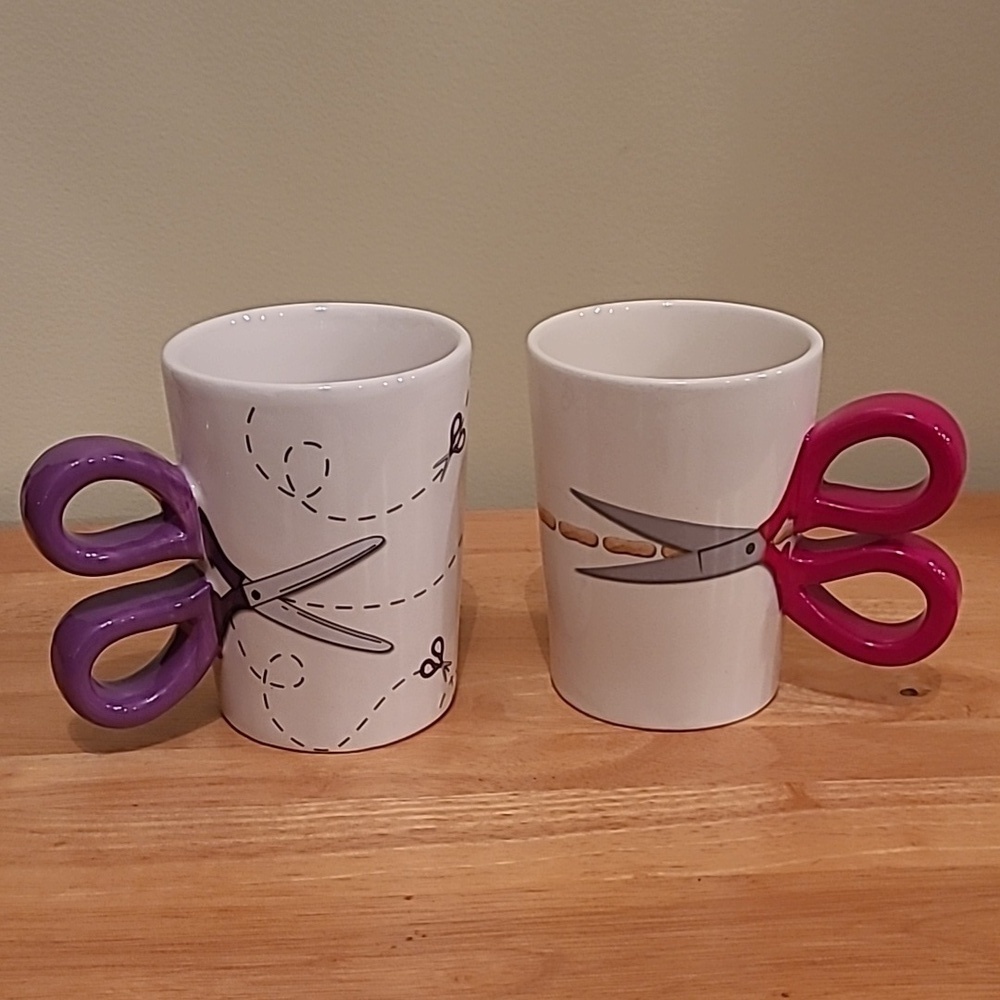 SCISSOR HANDLE DESIGN Ceramic Novelty Mugs, Set of 2